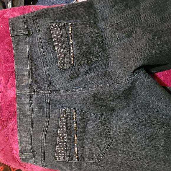 Jeans - Picture 8 of 8